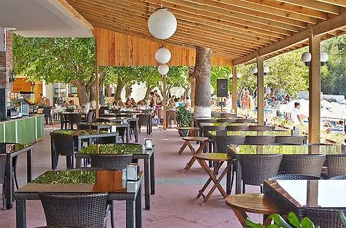 Meteor Beach Hotel Turgutreis 4*,